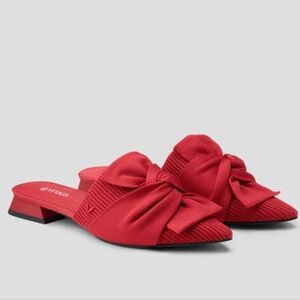 Vivaia Pointed-Toe Knot Sandals (Yaffa)